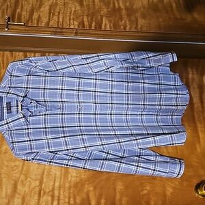 Mens button down shirt by Arrow size XL.